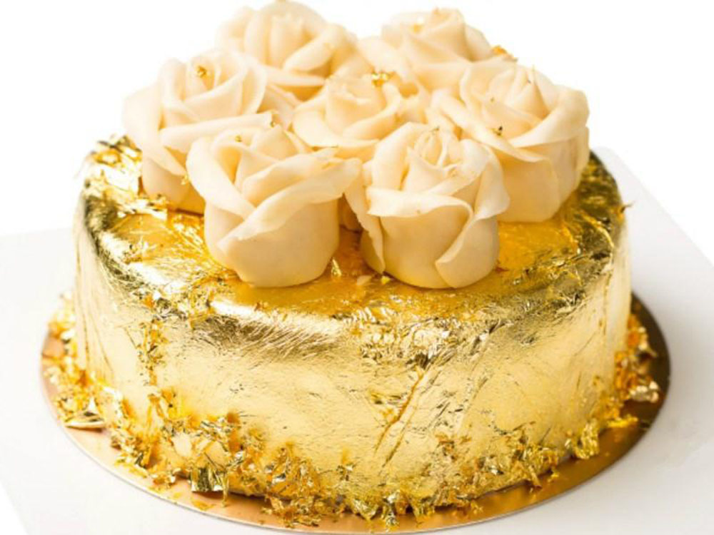 Торт на золотой подложке_2